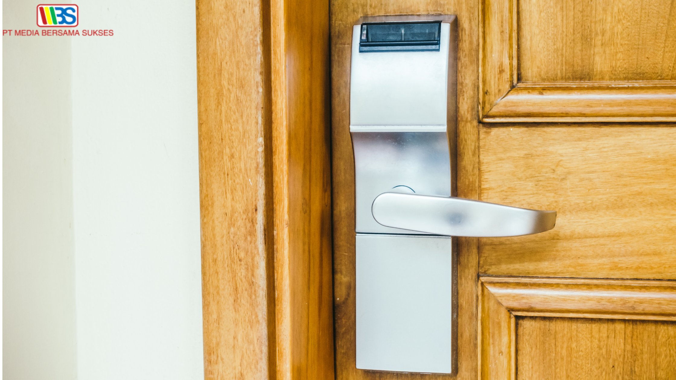 akses pintu otomatis